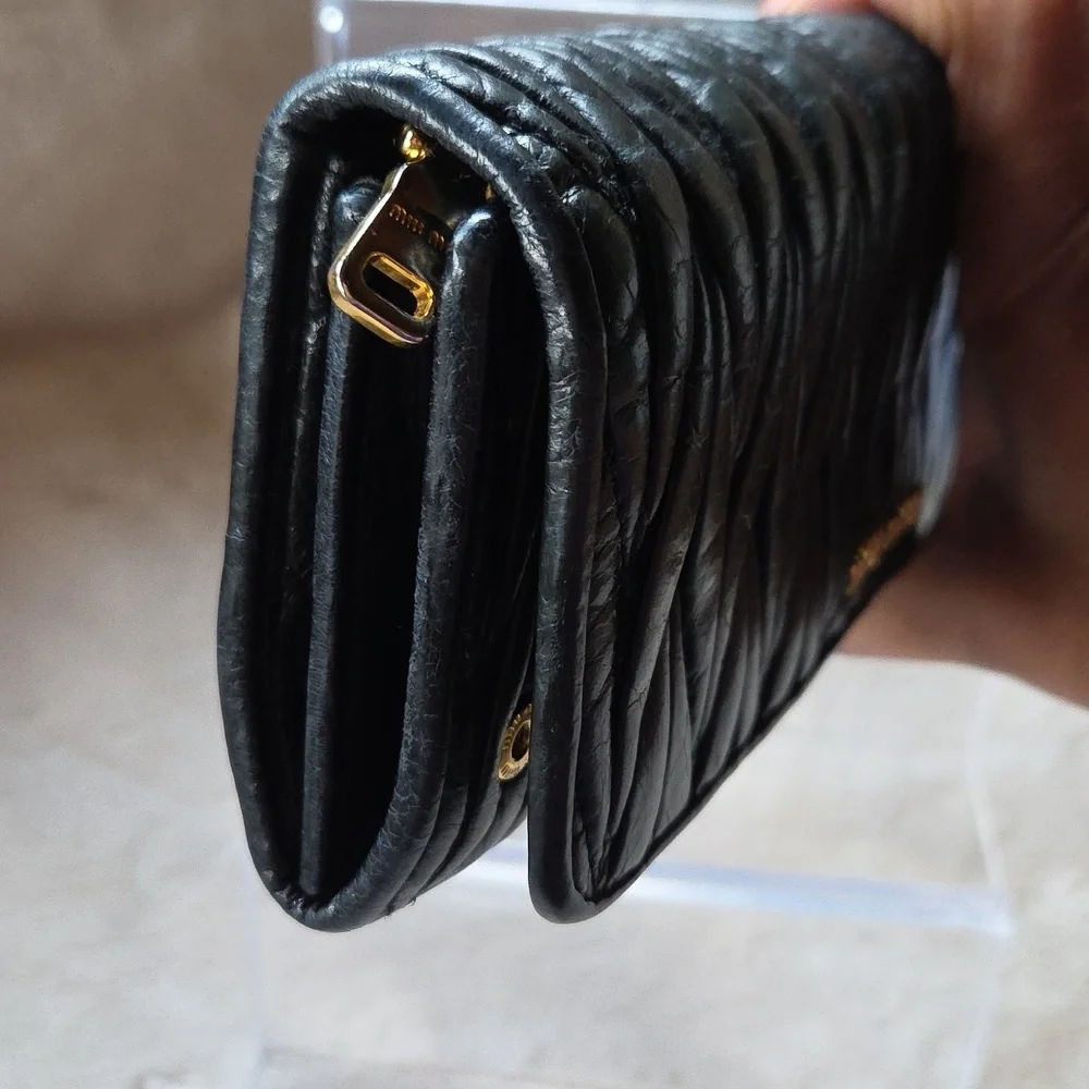 Miu Miu Black‎ Quilted Leather Wallet - Picture 2 of 7